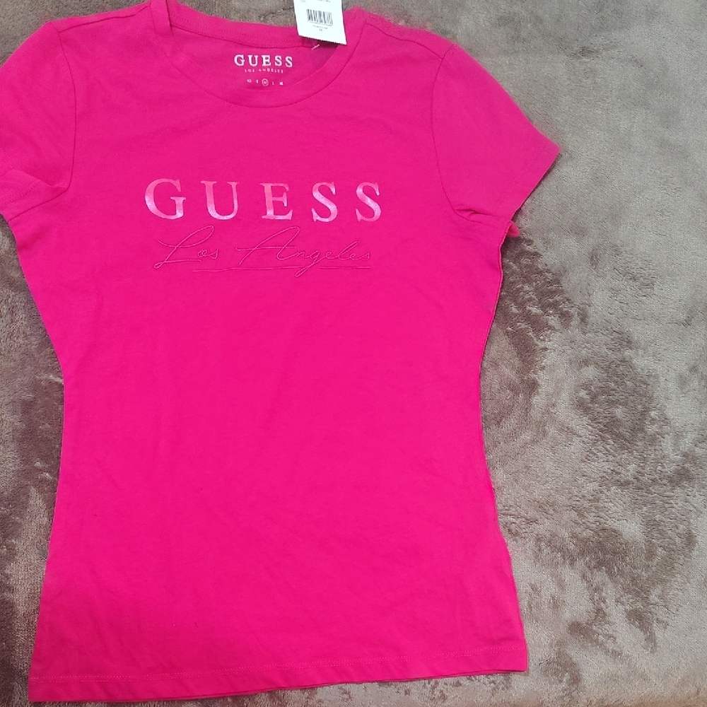 GUESS Women's Pink T-Shirt